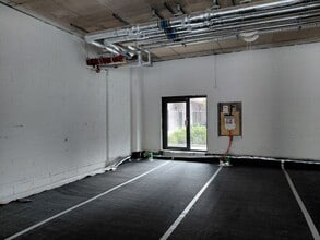 Gas Ferry Rd, Bristol for lease Interior Photo- Image 1 of 4