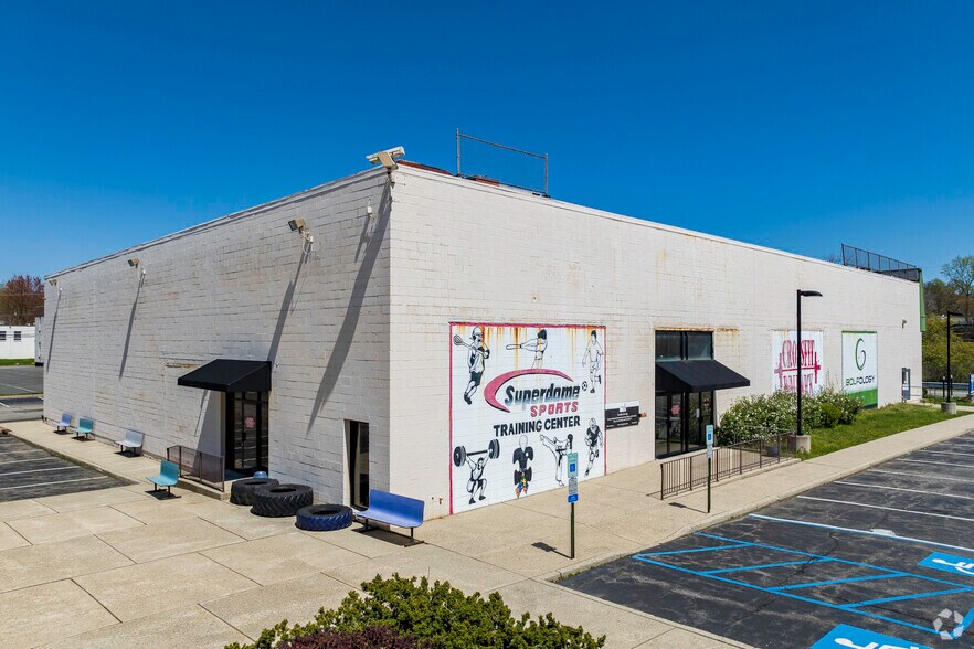 140 Hopper Ave, Waldwick, NJ à louer - Photo du bâtiment - Image 2 de 4