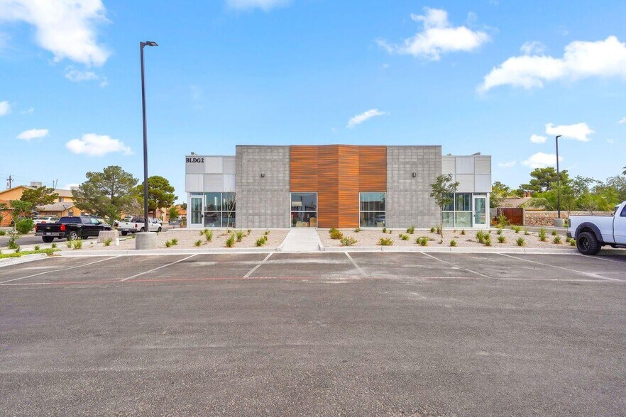 1910 Amy Sue Dr, El Paso, TX à louer - Photo du bâtiment - Image 2 de 14