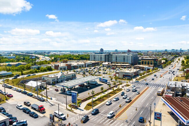 Plus de détails pour 5601 Eastern Ave, Baltimore, MD - Commerce de détail à louer