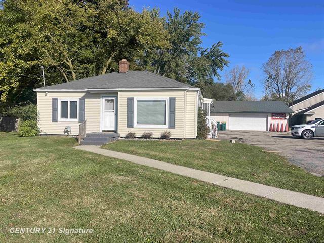 1513 E Pierson Rd, Flushing, MI à vendre - Photo principale - Image 1 de 3