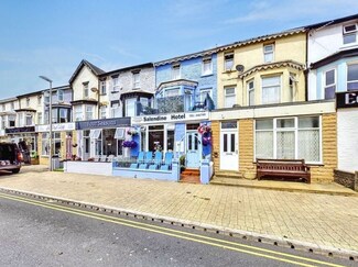 Plus de détails pour 44 St Chads Rd, Blackpool - Services hôteliers à vendre