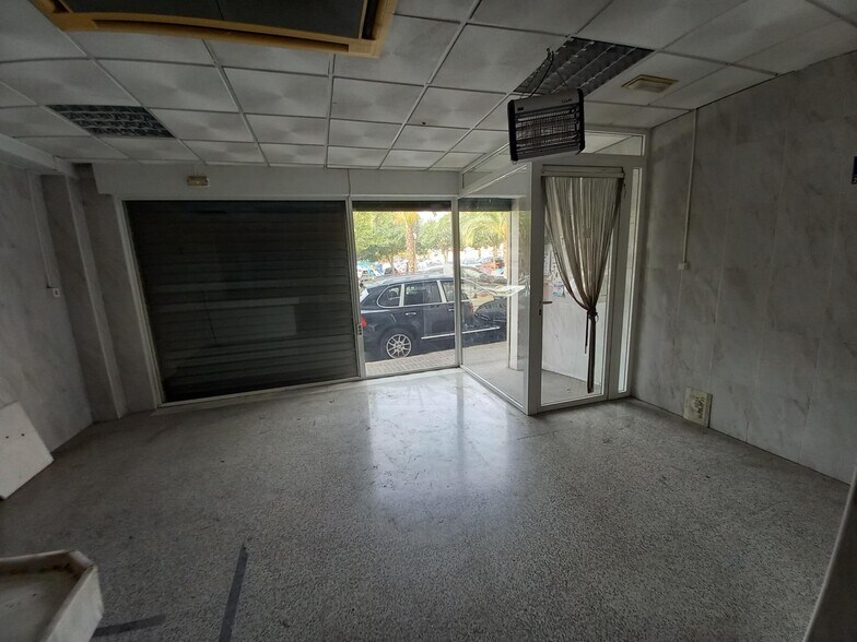 Commerce de détail dans Elche, Alicante à vendre - Photo du bâtiment - Image 2 de 13