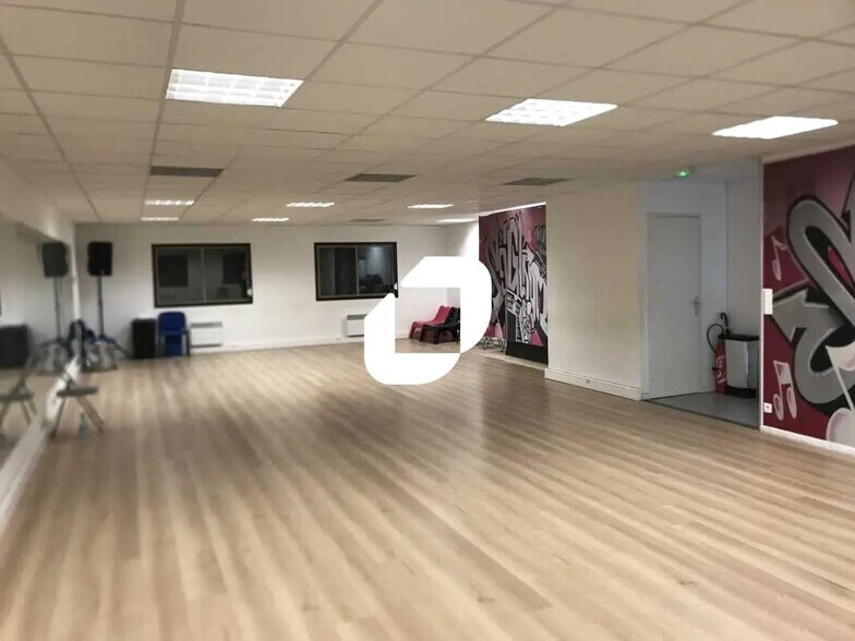 12 Rue De Temara, Saint-Germain-en-Laye à louer - Photo intérieure - Image 3 de 10