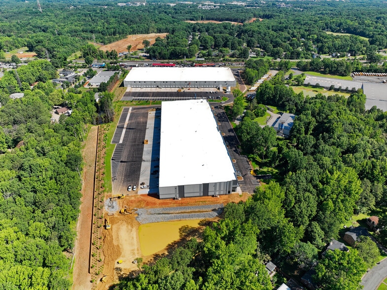 6900 Orr Rd, Charlotte, NC for lease - Building Photo - Image 3 of 5