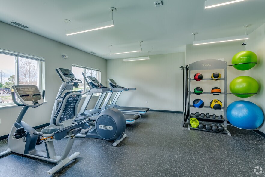 482 Marion Rd, Oshkosh, WI à vendre - Photo intérieure - Image 2 de 40