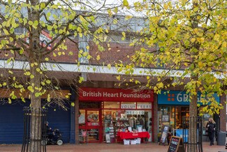 Plus de détails pour 32 All Saints Sq, Bedworth - Commerce de détail à louer