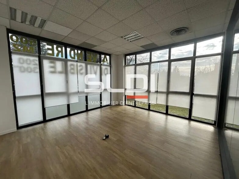 Bureau dans SAINT-DIDIER-AU-MONT-D'OR à louer - Photo intérieure - Image 3 de 15