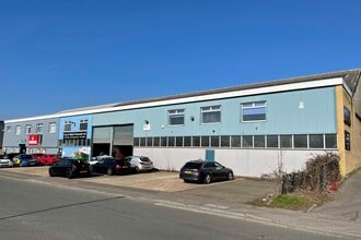 Fircroft Way, Edenbridge for lease Building Photo- Image 2 of 5