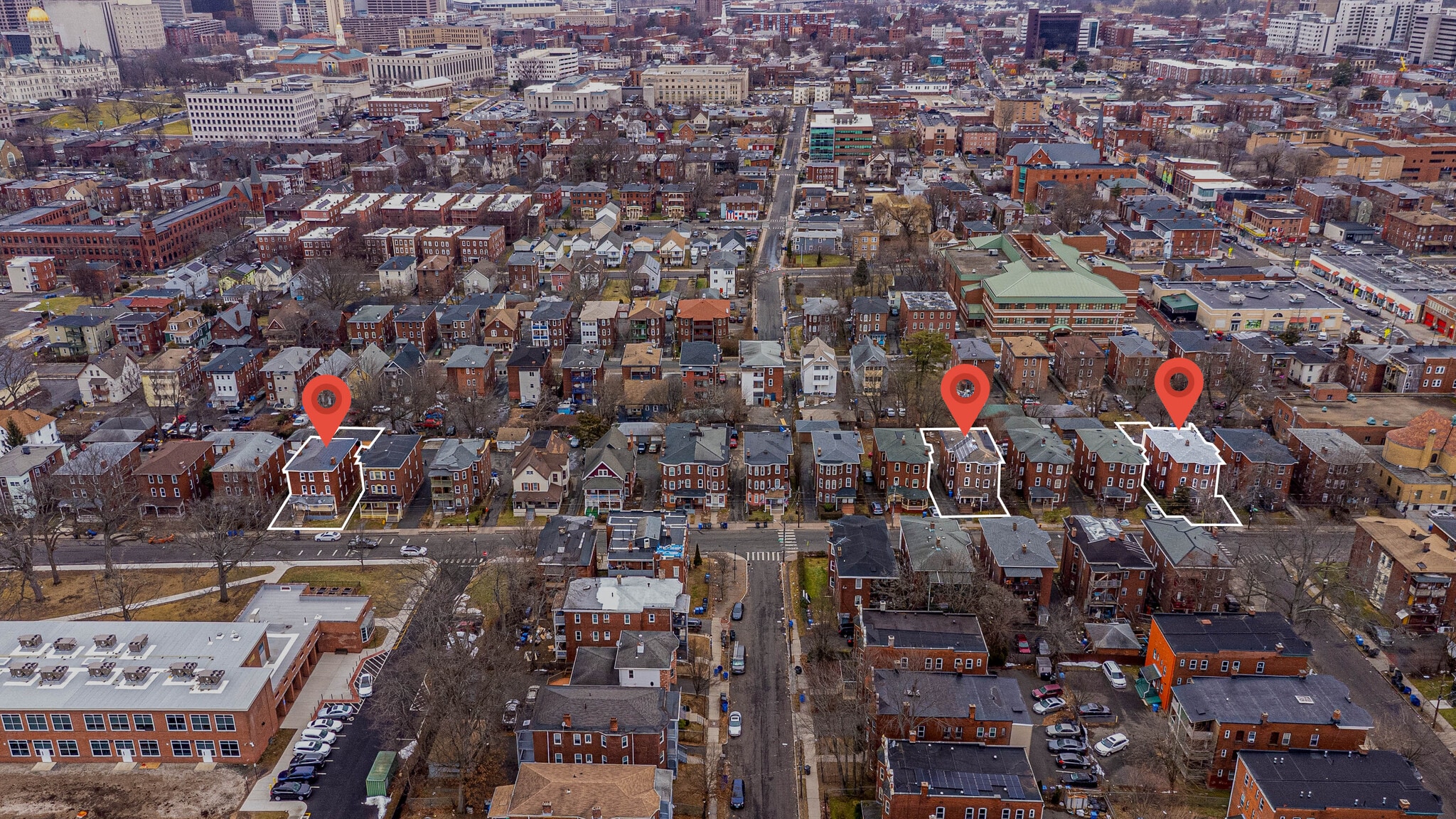 Hartford Portfolio portfolio of 7 properties for sale on LoopNet.ca Primary Photo- Image 1 of 11