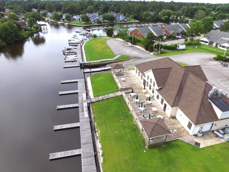 1 Marina Rd, New Bern, NC à vendre - Photo principale - Image 1 de 1