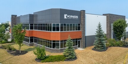 11090 48 St SE, Calgary, AB à louer Photo du bâtiment- Image 1 de 9