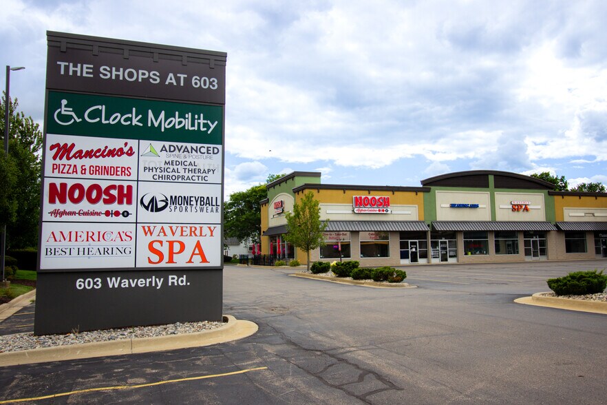 603 N Waverly Rd, Lansing, MI à louer - Photo du bâtiment - Image 3 de 3