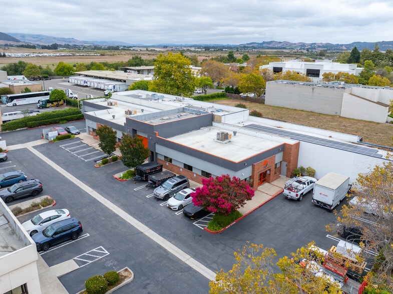 3437 Empresa Dr, San Luis Obispo, CA for sale - Building Photo - Image 3 of 27