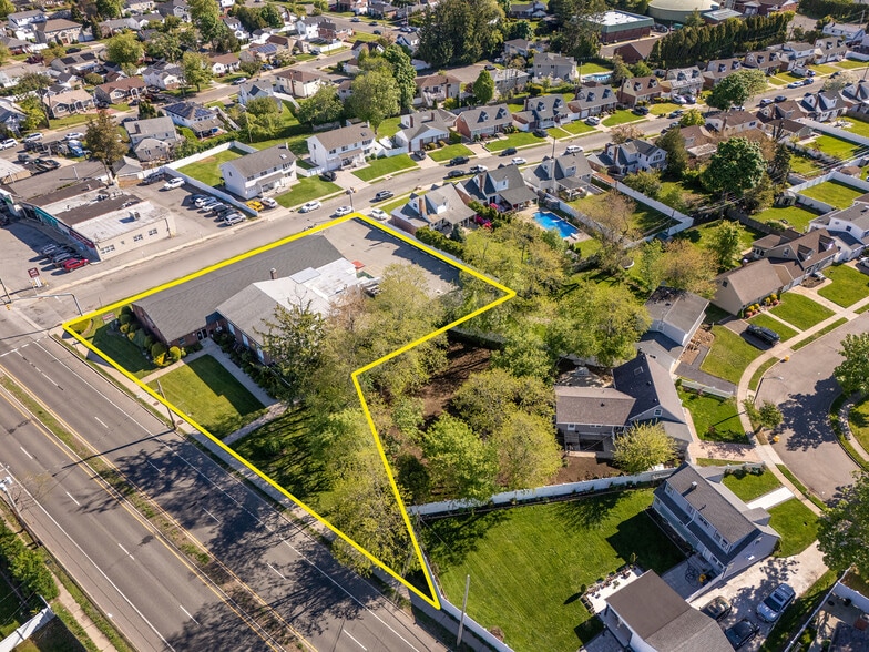 343 Jerusalem Ave, Hicksville, NY for sale - Building Photo - Image 2 of 45