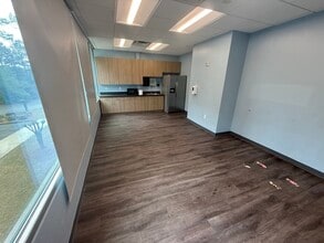 1 Dunwoody Park, Atlanta, GA à louer Photo intérieure- Image 1 de 11