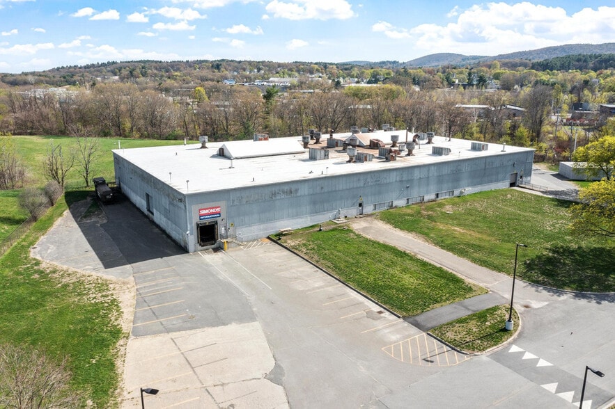 139 Intervale Rd, Fitchburg, MA for sale - Building Photo - Image 2 of 16