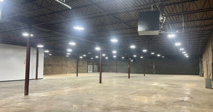 326 Edwardia Dr, Greensboro, NC à louer Photo intérieure- Image 2 de 2