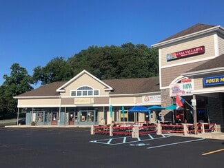 Plus de détails pour 1820 NEW HACKENSACK Rd, Poughkeepsie, NY - Commerce de détail à louer