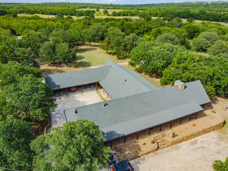 2197 Netherly Ln, Forestburg, TX à vendre - Photo du bâtiment - Image 3 de 41