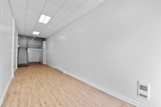 6125-6131 Av de Monkland, Montréal, QC for lease Interior Photo- Image 2 of 12
