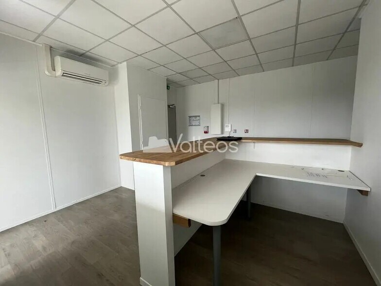 Bureau dans Labège à louer - Photo du bâtiment - Image 3 de 12