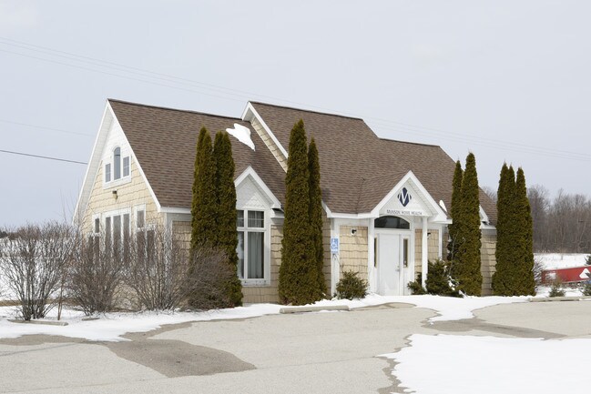 Plus de détails pour 11660 Chippewa Hwy, Bear Lake, MI - Bureau à vendre