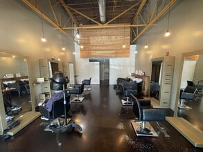 2923 S Tryon St, Charlotte, NC for lease Interior Photo- Image 2 of 7