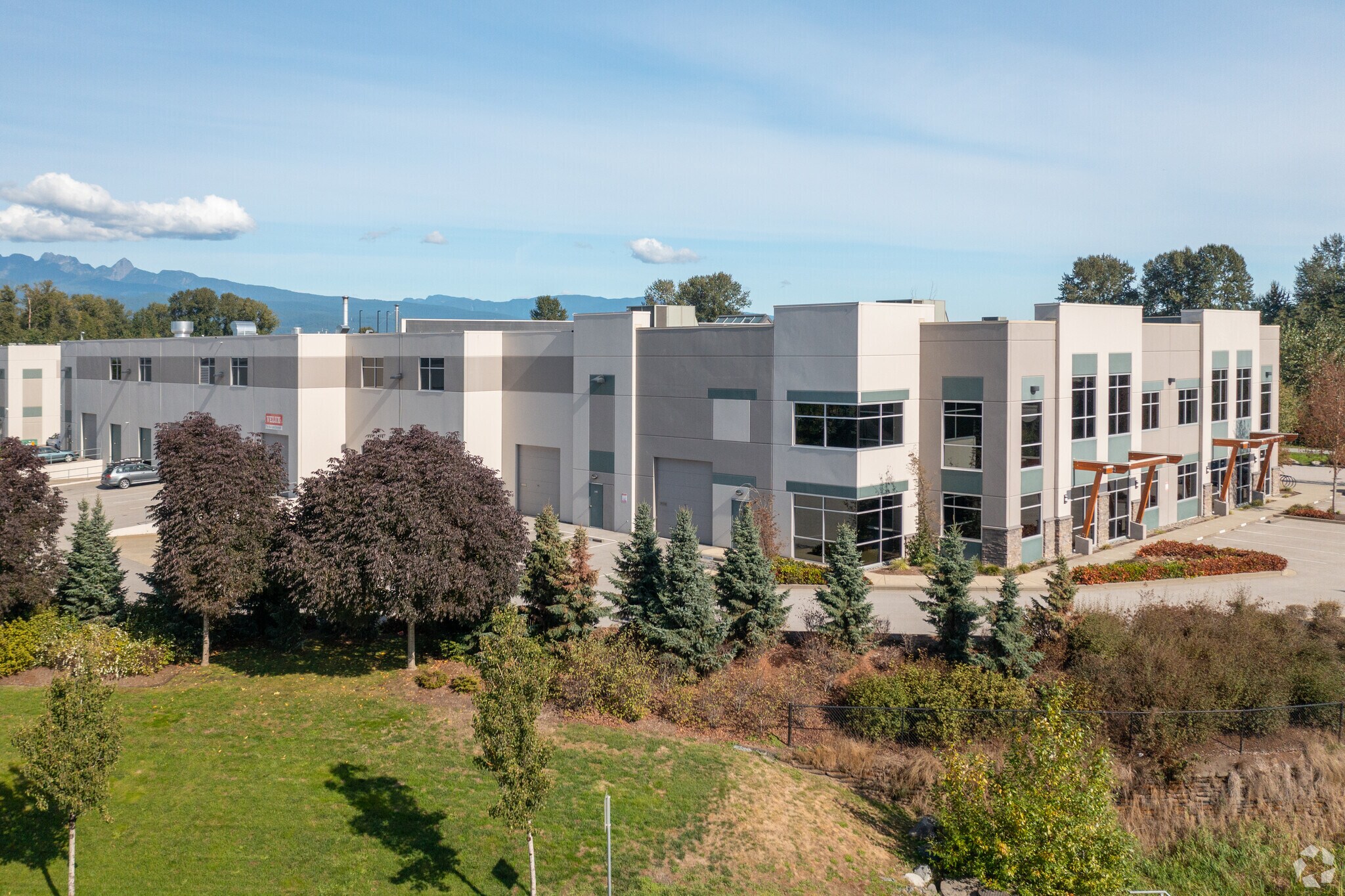 550 Sherling Pl, Port Coquitlam, BC à vendre Photo principale- Image 1 de 6