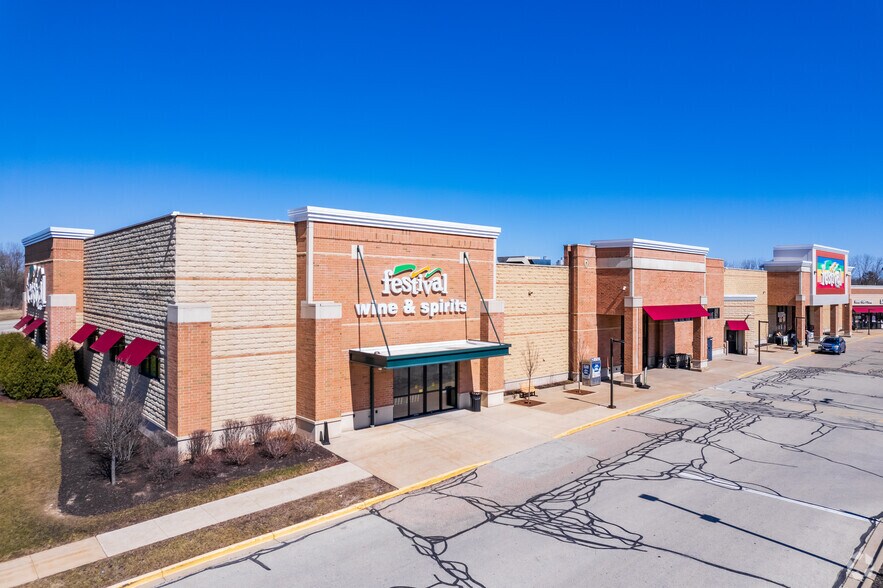 5500 Washington Ave, Racine, WI à louer - Photo du bâtiment - Image 2 de 14