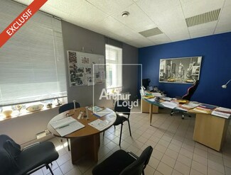 Plus de détails pour Bureau à vendre