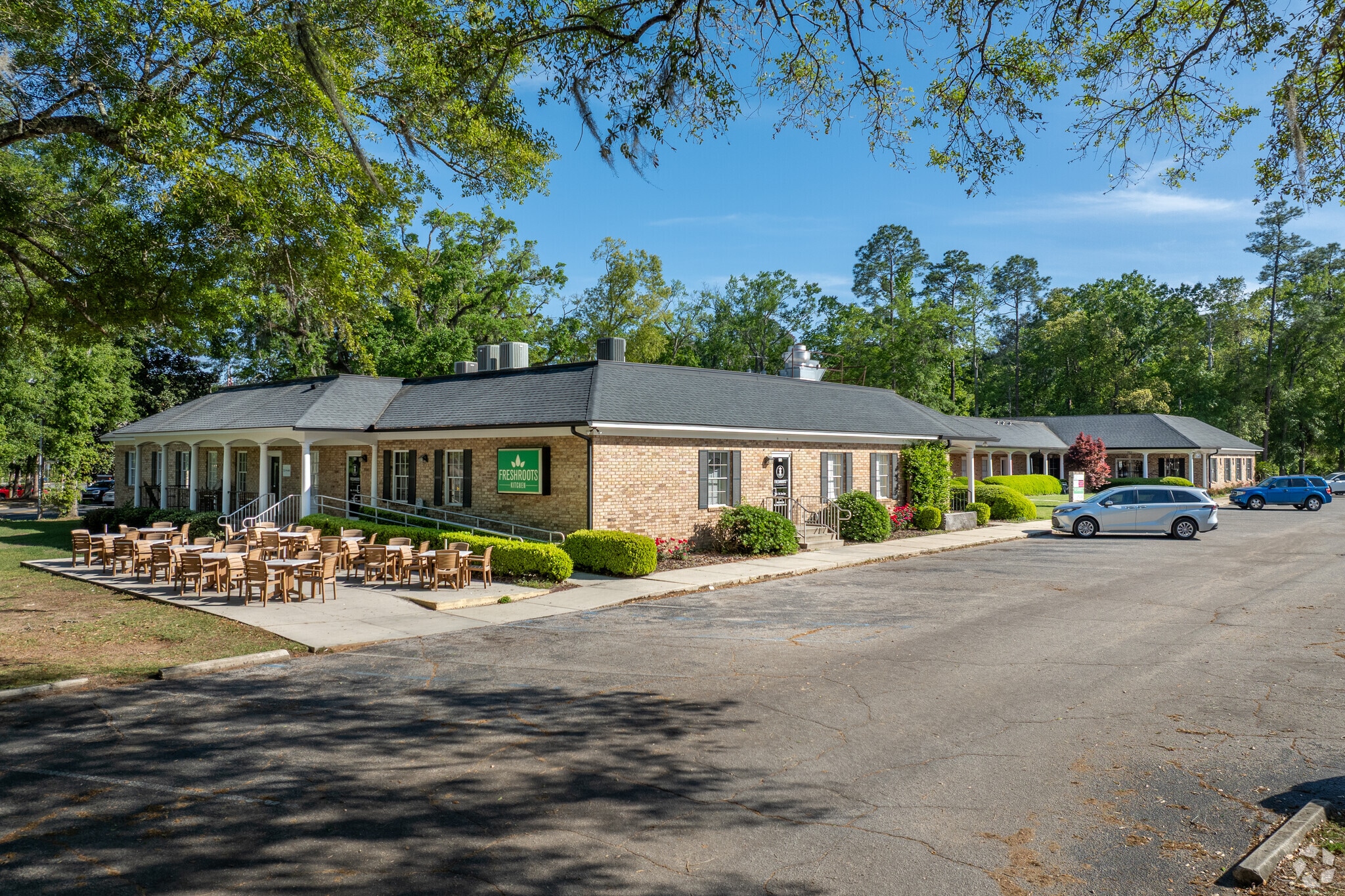 1605 E Plaza Dr, Tallahassee, FL for lease Primary Photo- Image 1 of 9