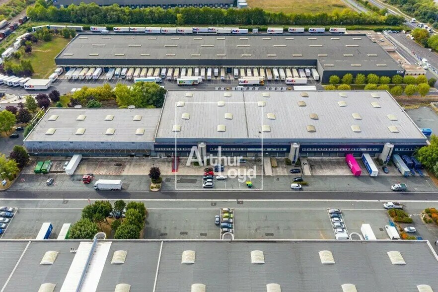 Bureau dans Lieusaint à louer - Aérien - Image 1 de 3