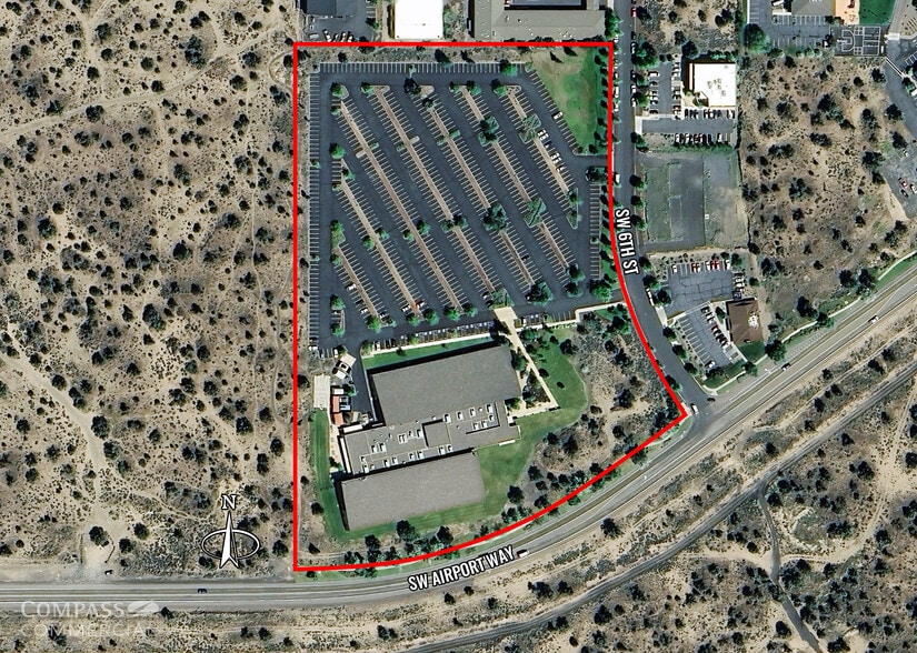 2999 SW 6th St, Redmond, OR for lease - Building Photo - Image 3 of 40