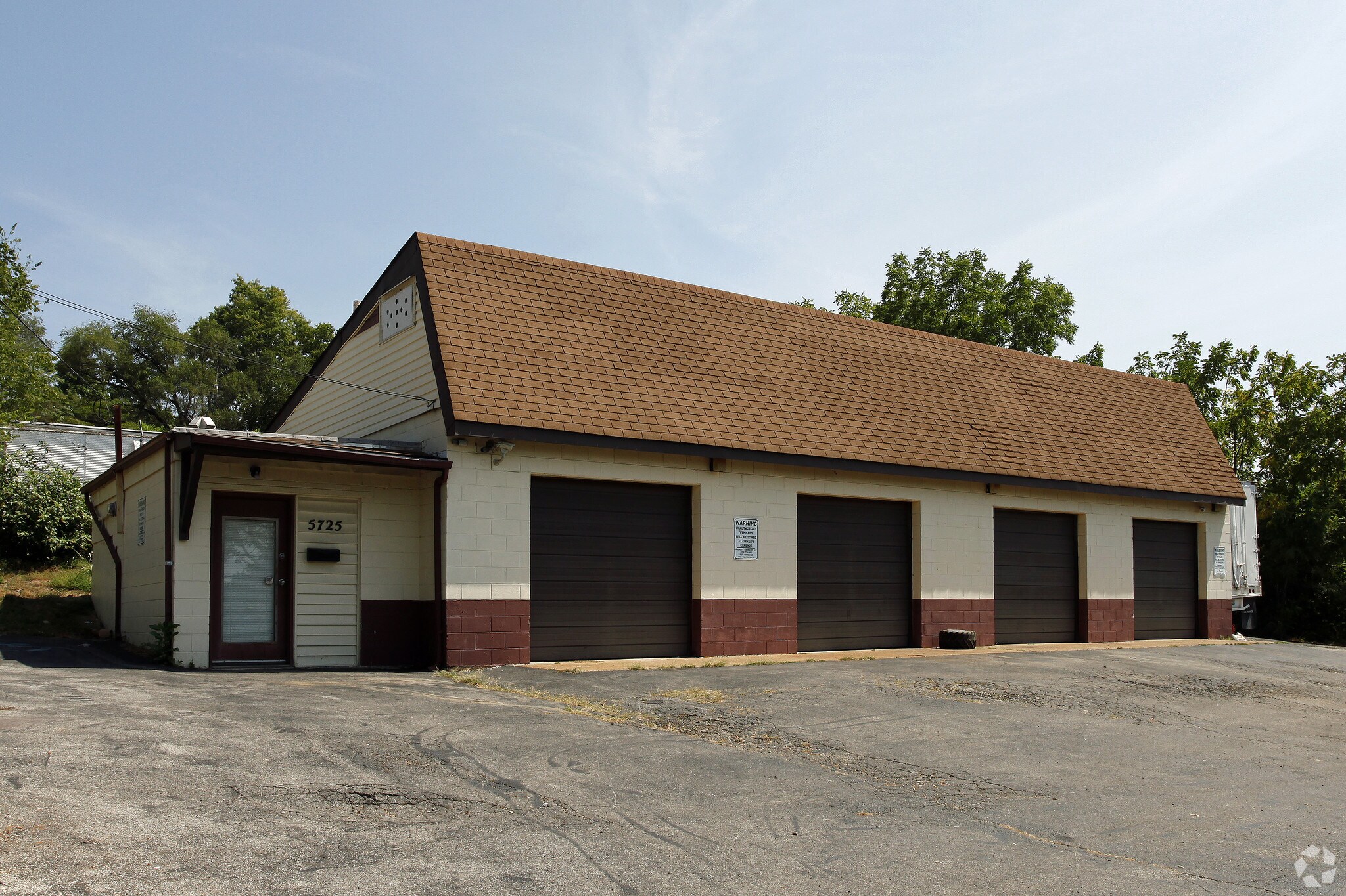 5725 Dale Ave, Saint Louis, MO à vendre Photo principale- Image 1 de 4