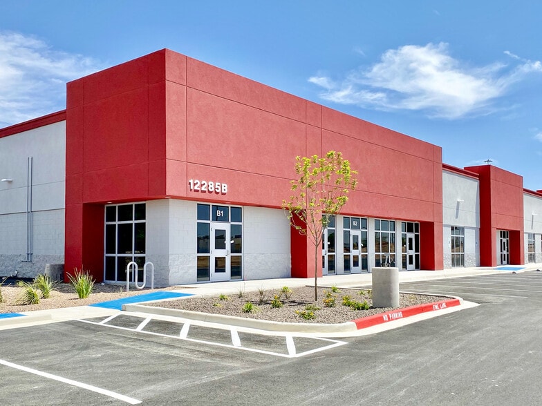 12285 Pellicano Dr, El Paso, TX for lease - Building Photo - Image 2 of 6