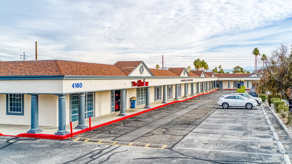 4160 S Pecos Rd, Las Vegas, NV à louer - Photo du bâtiment - Image 3 de 9