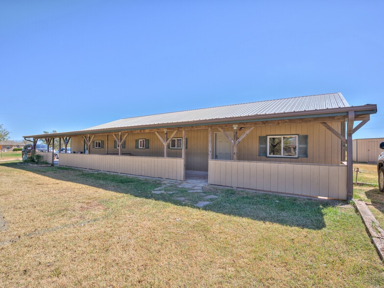 2701 Cobalt Ct NW, Piedmont, OK for sale - Building Photo - Image 3 of 8