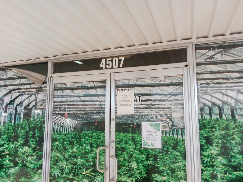 4501-4527 NW 10th St, Oklahoma City, OK à louer - Photo intérieure - Image 2 de 20