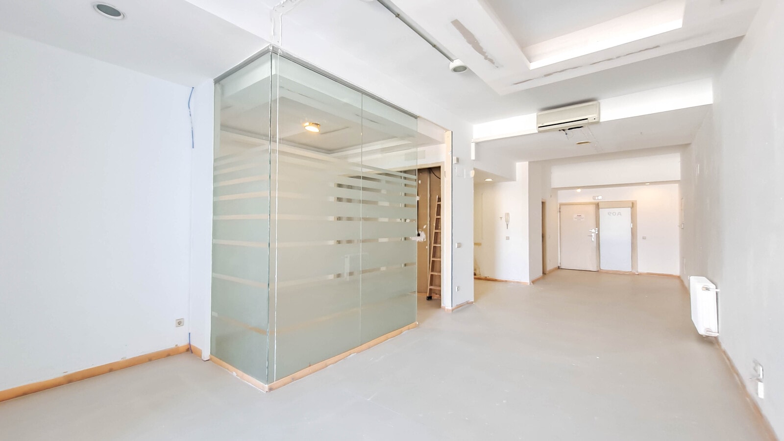 Calle de San Romualdo, 26, Madrid, MAD 28037 - Unit A9 - - Interior Photo - Image 2 of 12