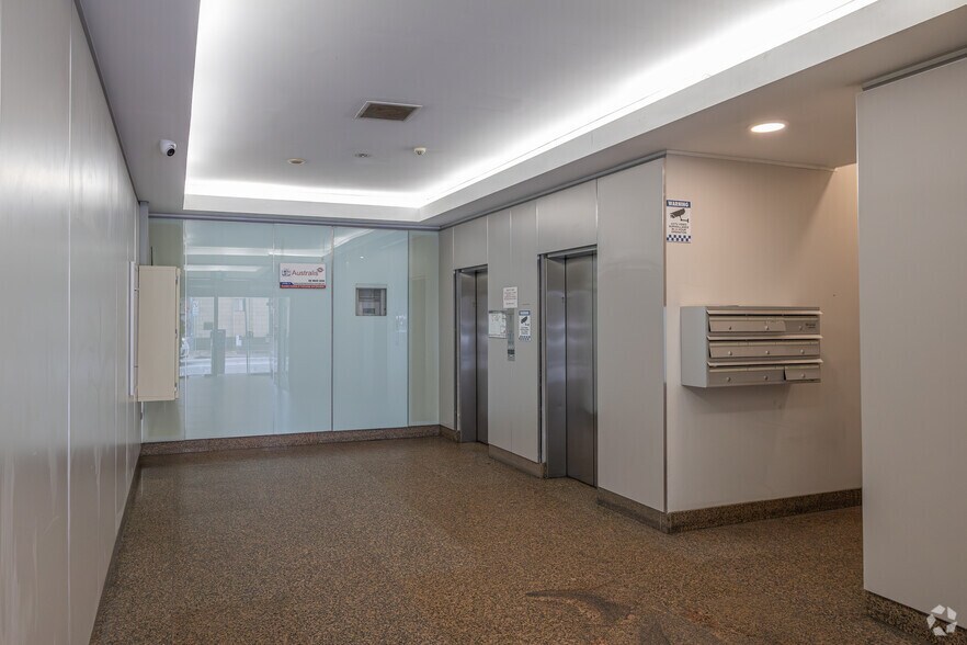 235-237 Church St, Parramatta à louer - Hall d’entrée - Image 2 de 3
