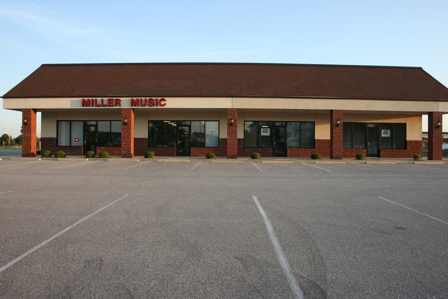 4510 N Illinois St, Swansea, IL for sale - Building Photo - Image 2 of 18