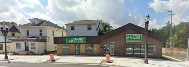 Plus de détails pour 1700-1704 E Michigan Ave, Lansing, MI - Bureau/Commerce de détail à louer