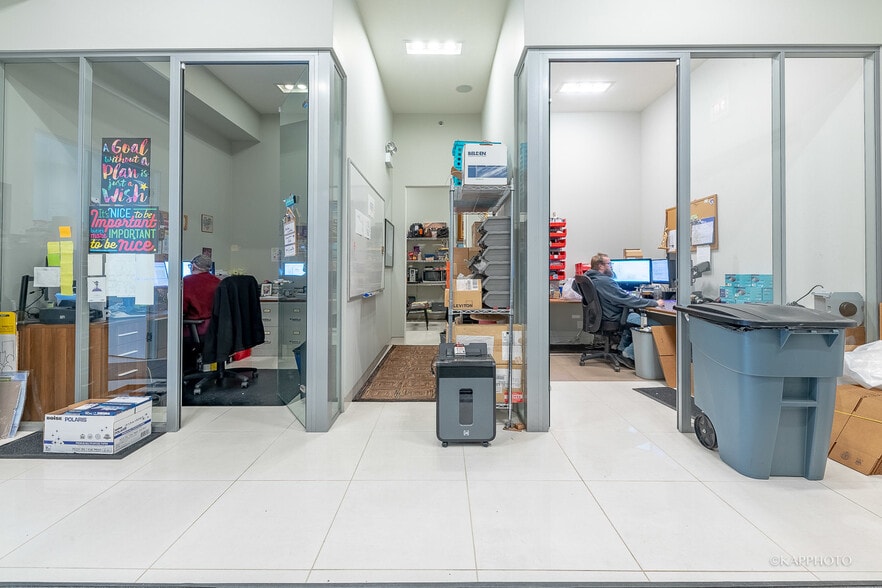 1133 W Van Buren St, Chicago, IL for lease - Interior Photo - Image 3 of 21