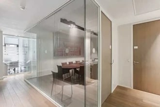 48 Rue La Pérouse, Paris for lease Interior Photo- Image 1 of 12
