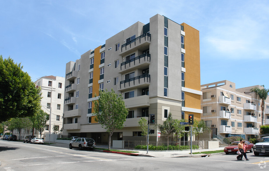 900 S Harvard Blvd, Los Angeles, CA à vendre - Photo principale - Image 1 de 1