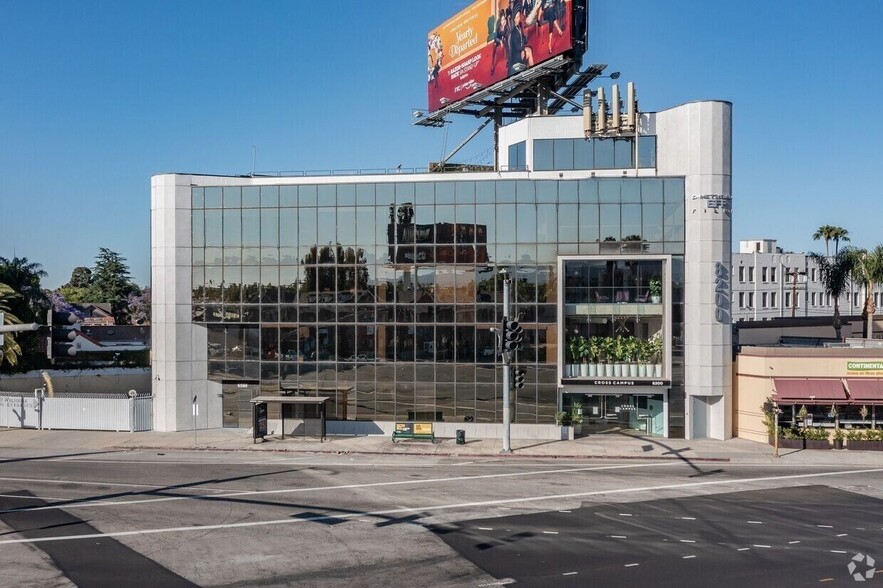 8200 Wilshire Blvd, Beverly Hills, CA for lease - Building Photo - Image 1 of 18