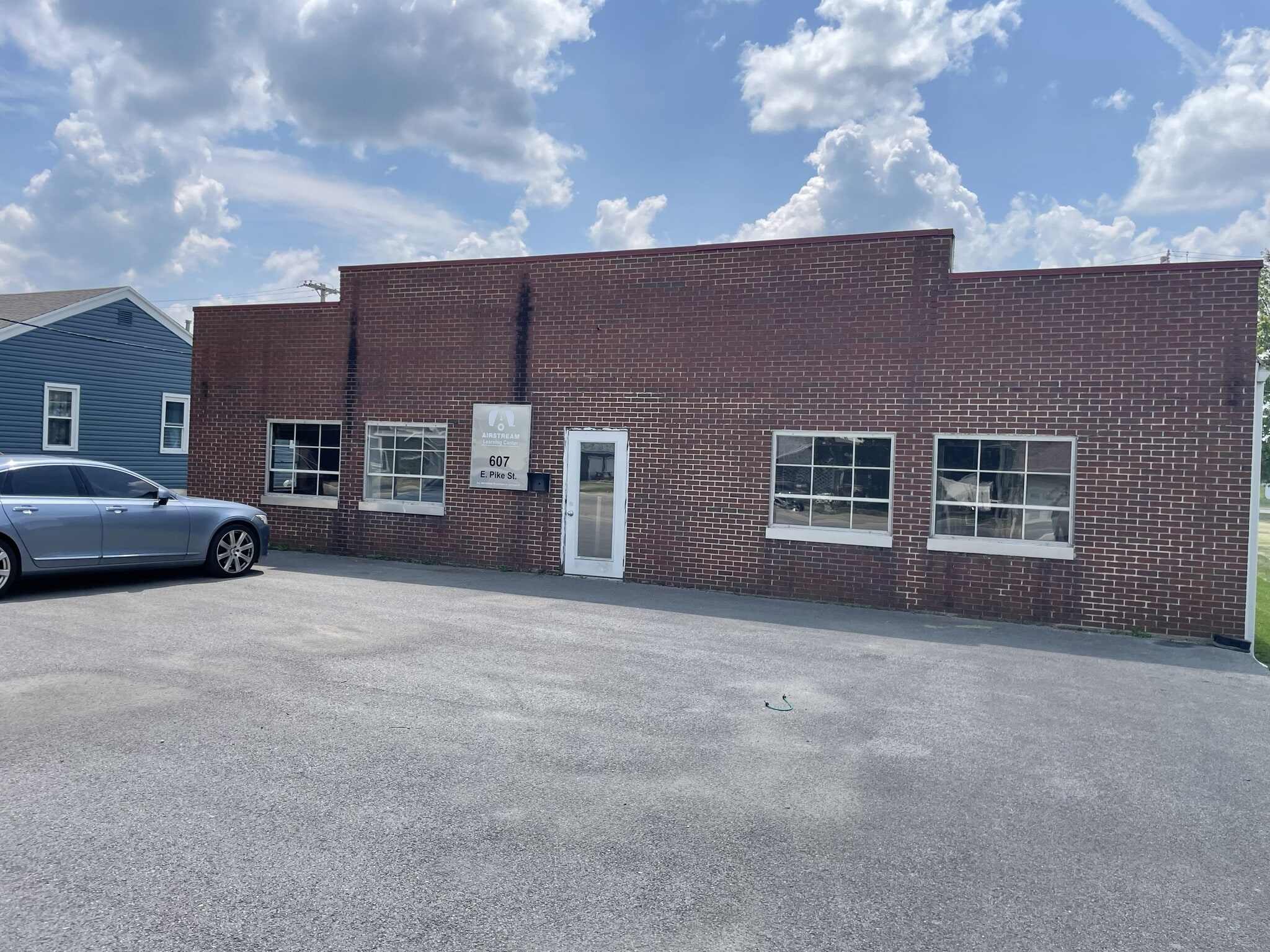 607 E Pike St, Jackson Center, OH for lease Primary Photo- Image 1 of 8