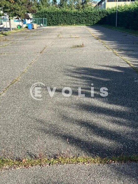 Local d'activités dans CIVRIEUX-D'AZERGUES à vendre - Photo du bâtiment - Image 3 de 16