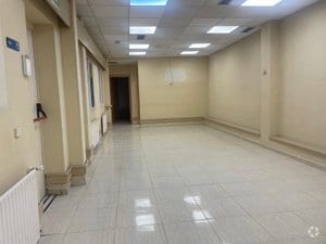 Retail in Madrid, Madrid for lease Interior Photo- Image 1 of 6